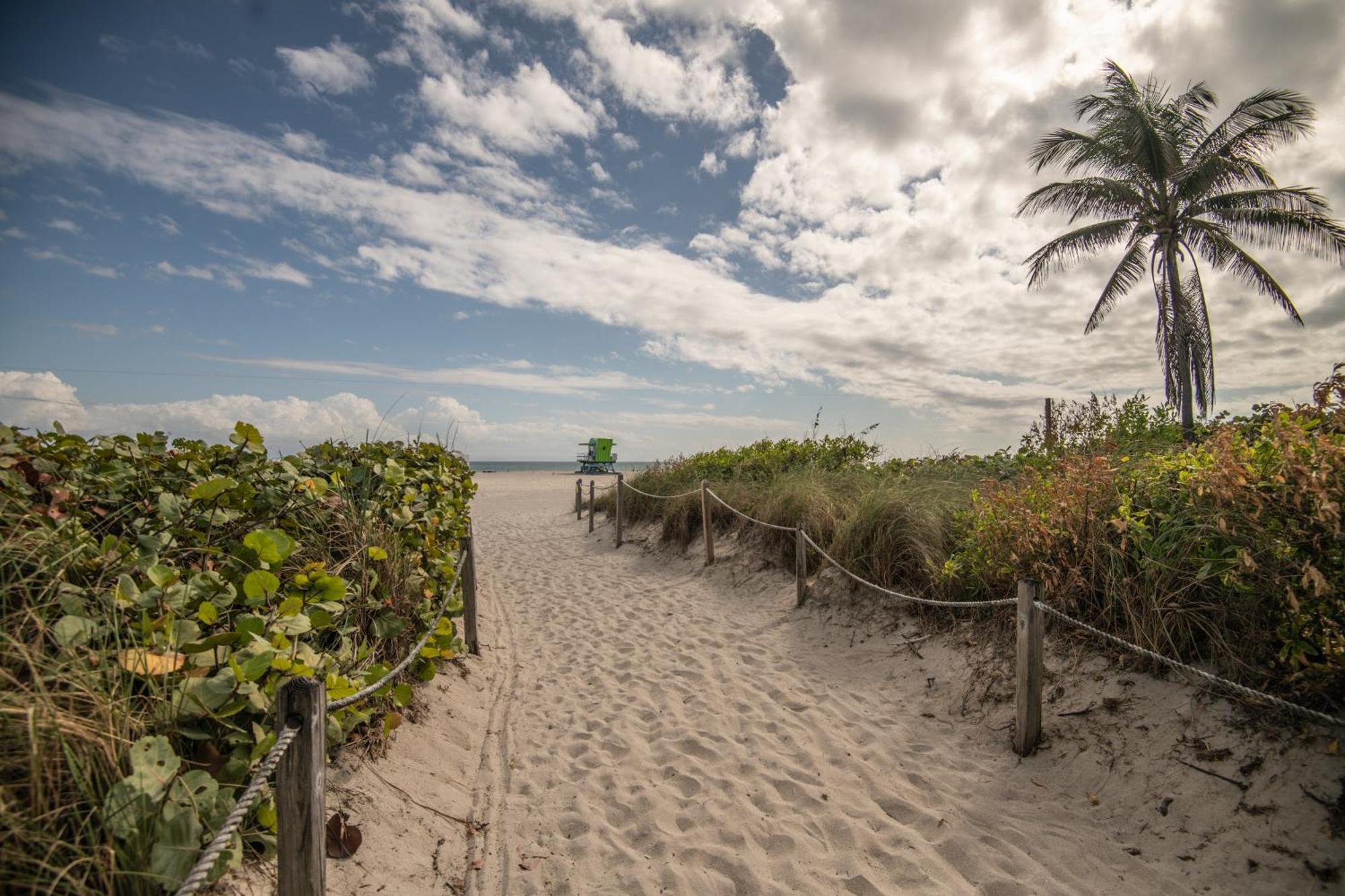 The Cove By Renzzi (Adults Only) Hotel Miami Beach Exterior photo